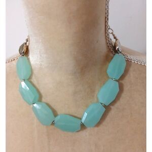 Nine West Beachy Mint Green Chunky Faceted Bead Statement Necklace 16"